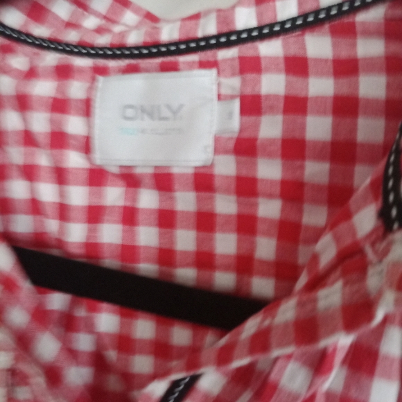 Gingham red and white shirt size S - Picture 3 of 8
